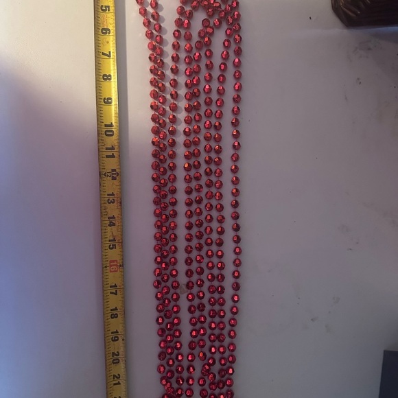 Red Beaded Christmas Tree Garland Home Decor - Picture 2 of 5